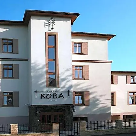 Koba 3* أوسترون