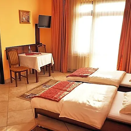 فندق مبيت وإفطار Koba 3*