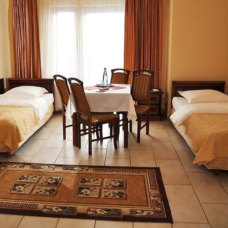 فندق مبيت وإفطار Koba 3*